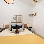 El