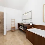 El וילה